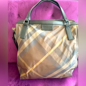 BURBERRY BUCKLEIGH TOTE